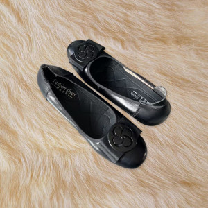 鼎兆荟 女士真皮软底单鞋 34#-41# 双