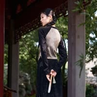 [2.5折价70元]唐狮秋新款新中式长袖T恤女针织撞色拼接内搭设计感别致上衣