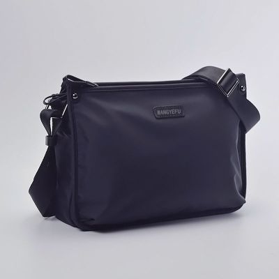 派尼美特新款男士单肩包尼龙牛津布包休闲斜挎邮差包商务横款帆布男包