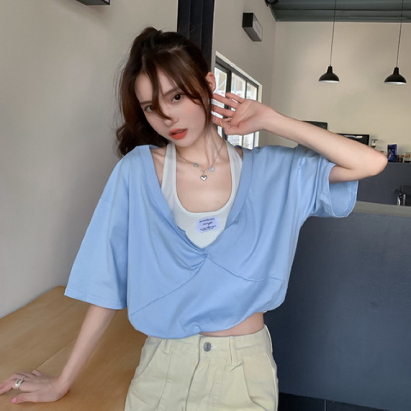 ins拼色假两件露肩泡泡袖短款上衣女夏装小众设计感套头洋气T恤女