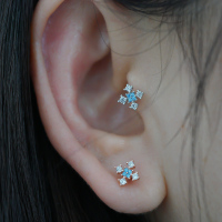韩国直送十字四叶蓝钻花朵耳骨钉螺丝拧堵钛钢耳蜗钉送女朋友老婆情人节七夕生日礼物
