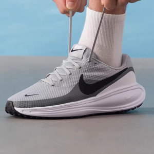 耐克(NIKE)男鞋新款网面透气舒适运动鞋 百搭休闲鞋训练缓震跑步鞋HJ9198-102 ZP