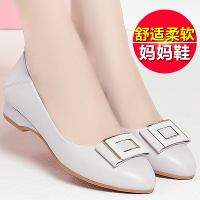 迈凯恩妈妈鞋单鞋真皮软底女2021新款春秋季女鞋中年中老年鞋子平底皮鞋