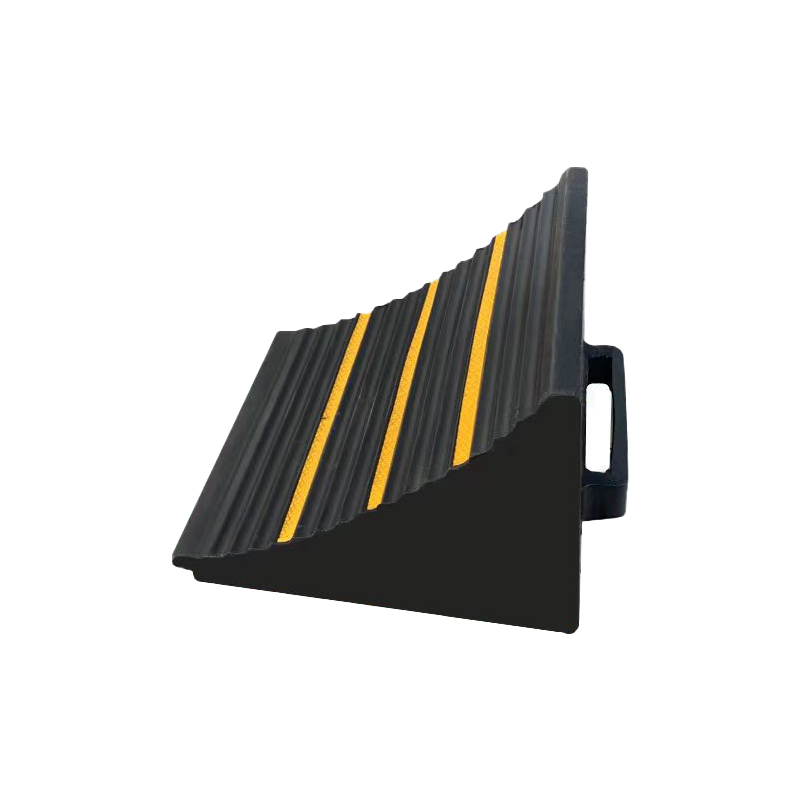 翌嘉YJ4121909塑料止退器塑料止滑器停车斜坡垫三角木阻车器 360*280*260mm