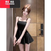 YIBUSHENG纯欲性感吊带连衣裙女季新款修身显瘦大裙摆设计感气质A字短裙
