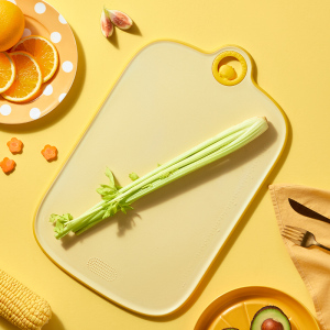 炊大皇小黄鸭联名菜板抗菌家用砧板厨房切菜板水果粘板加厚塑料案板