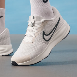 耐克(NIKE)男鞋新款RUN DEFY运动鞋健身训练缓震舒适透气休闲跑步鞋HM9594-010 ZP