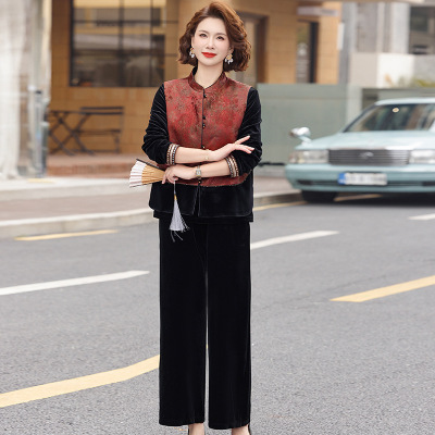 2026年女士休闲中年妈妈套装女40-60岁中老年人三件套国风复古女