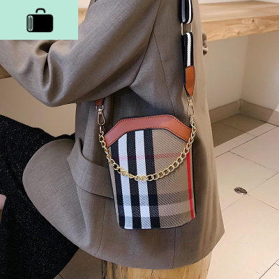 小包包时尚女包2020新款潮韩版气质百搭单肩斜跨包格子链条水桶包NEW LAKE女斜挎包