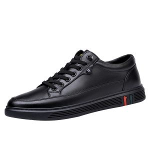 新款男鞋真皮透气百搭韩版潮流休闲皮鞋男士板鞋厂家批发