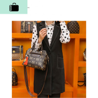 包包女2020新款潮夏季百搭斜挎女士大气手提包时尚单肩包NEW LAKE 咖啡色配双肩带+送丝巾女士单肩包