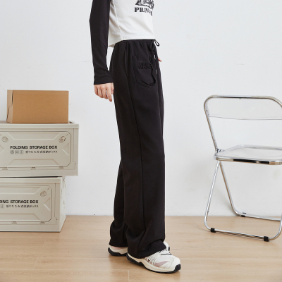 [3件8.5折118.9元,叠加优惠券]唐狮黑色阔腿运动裤女秋冬新款卫裤设计感女装发泡印小众裤子