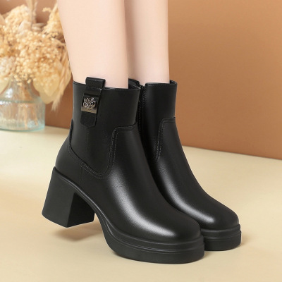 年新款粗跟复古切尔西靴子显瘦短筒马丁靴