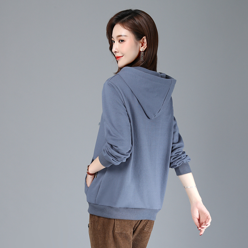 女装百搭卫衣