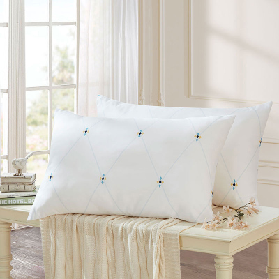 罗莱成人聚酯纤维填充长方形设计舒适助眠好物