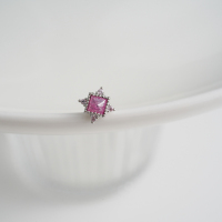 韩国精致百搭方形镶彩钻糖果色钛钢针耳骨钉耳蜗小耳朵耳门送女朋友老婆情人节七夕生日礼物