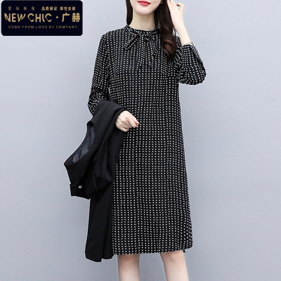 广赫大码宽松高级感风衣女装套装胖mm洋气新款连衣裙子马甲两件套春装风衣