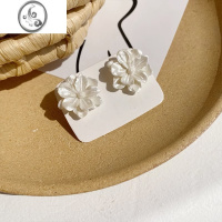 JiMi简约山茶花银银耳钉气质耳环小众设计轻奢高级感精致百搭银针耳饰