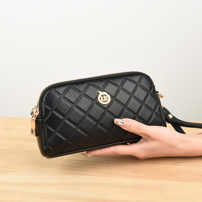 手拿包女包2022新款春夏韩版潮女士多层大容量装手机单肩斜跨小包