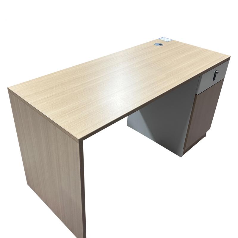 星瀚锐驰 办公桌 1400×600×750mm PY-14 台