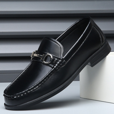 男士秋季透气套脚休闲皮鞋防滑商务一脚蹬正装皮鞋子男百搭豆豆鞋