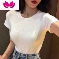 七斓2023新款夏季新款刺绣字母短袖T恤女chic港味粉色设计感小众上衣