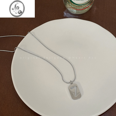 JiMi幸运数字7吊坠项链女ins嘻哈小众男款配饰钛钢不掉色毛衣链男潮