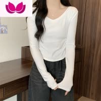 七斓辣妹V领长袖正肩打底衫修身T恤女秋季小众短款内搭不规则白色上衣