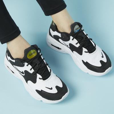 NIKE耐克女鞋运动鞋20新款AIRMAX2X黑白熊猫老爹鞋女CK2947