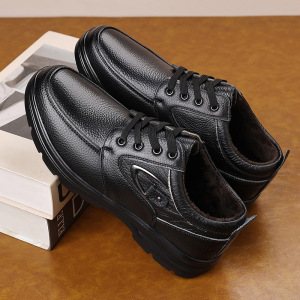 皮鞋男休闲爸爸鞋子真皮新款中老年人舒适户外防滑耐磨男大码