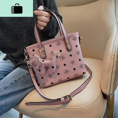 流行包包女包新款2020春季时尚韩版斜挎包百搭复古网红手提单肩包new