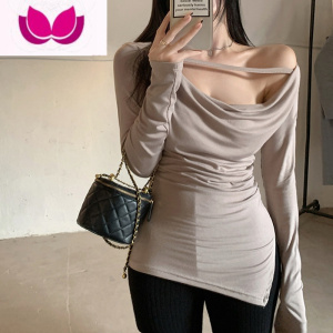七斓大码胖mm露肩长袖t恤女秋辣妹修身显瘦遮肚不规则打底衫独特上衣