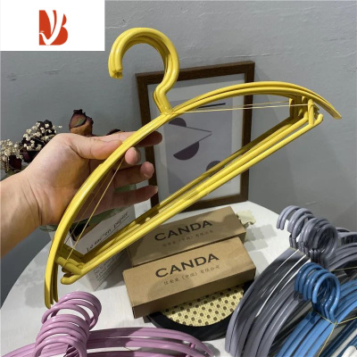 三维工匠炒鸡火bao莫兰迪色!家用防滑晾衣架