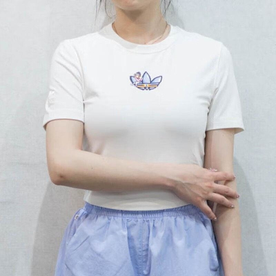 adidas/阿迪达斯短袖T恤女装 新款针织透气圆领休闲上衣IP1774 C