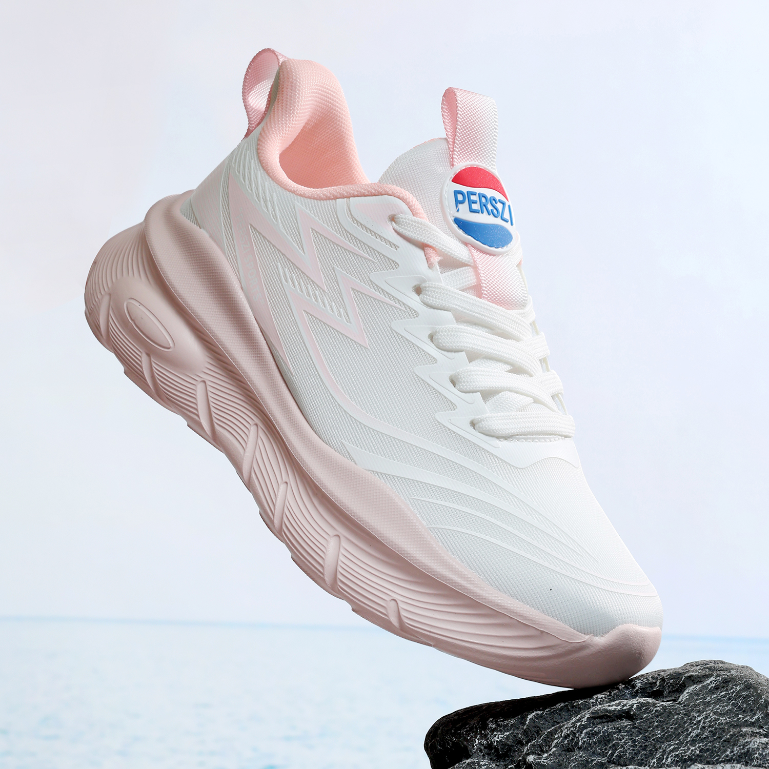 白水母 2025春季运动鞋马拉松缓震跑步鞋网面透气超轻休闲时尚跑鞋