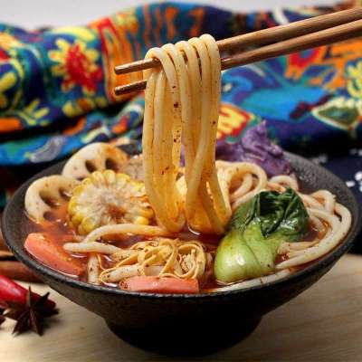 正宗云南砂锅过桥米线450克正宗真空方便速食米粉450g*4袋合4.75/袋-