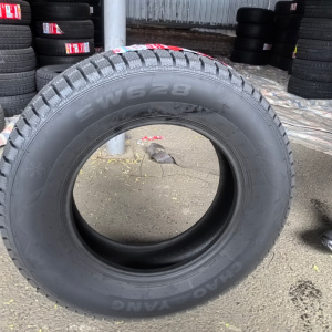 朝阳 雪地胎245/70R17 条