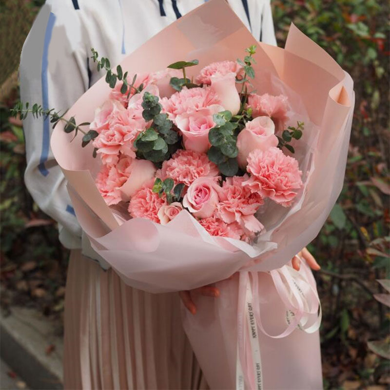 五二零 鲜花速递全国 11朵粉康乃馨8朵粉玫瑰混搭花束长辈生日祝福