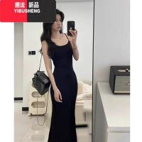 YIBUSHENG玫红色吊带裙海边度假连衣裙修身后妈包臀长裙收腰裙子女初秋