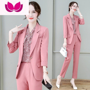 七斓网红洋气西服套装女三件套2023新款气质OL休闲小西装三件套
