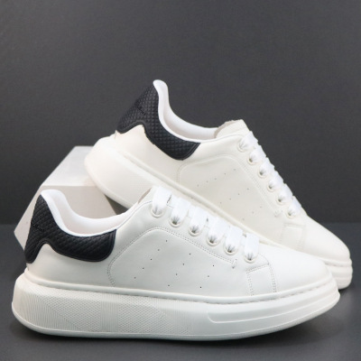 男生头层牛皮白色板鞋男款潮鞋真皮小白鞋百搭欧洲站男鞋休闲鞋子