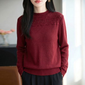 秋冬新款半高领无缝针织衫女宽松设计感镂空毛衣女装打底长袖上衣