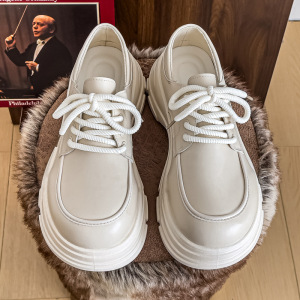 情侣秋季新款韩版纯色圆头低帮日常通勤休闲皮鞋平跟休闲亮面皮鞋