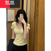 YIBUSHENG奶黄色v领正肩短袖t恤女季2024新款修身设计感纽扣美式辣妹上衣