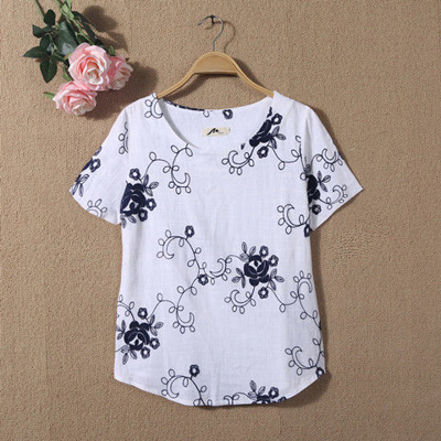 新款夏季中老年女式民族风七分袖刺绣花上衣大码t恤宽松显瘦小衫臻依缘