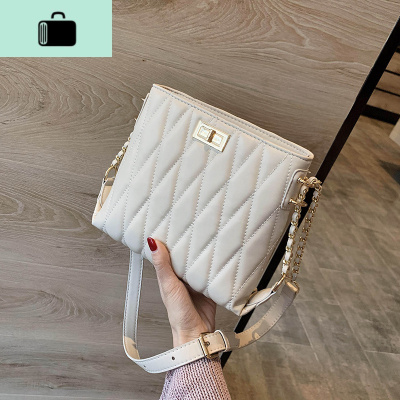 今年流行小包包女2020春夏季新款潮韩版百搭斜挎包链条时尚小方包NEW LAKE女斜挎包