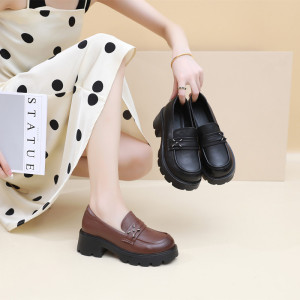 25新潮款中跟皮带扣乐福鞋春秋英伦皮鞋厚底复古时尚百搭牛皮女鞋