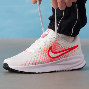 耐克(NIKE)男鞋新款RUN DEFY运动鞋健身训练缓震舒适透气休闲跑步鞋HM9594-010 ZP