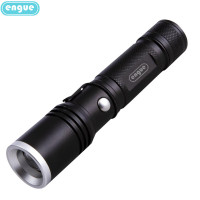 engue恩谷USB伸缩变焦强光手电筒EG-112