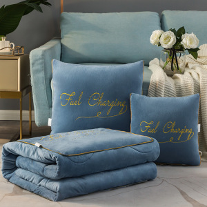 抱枕睡觉多功能被子两用空调被字母保暖午休办公水晶绒刺绣小被子